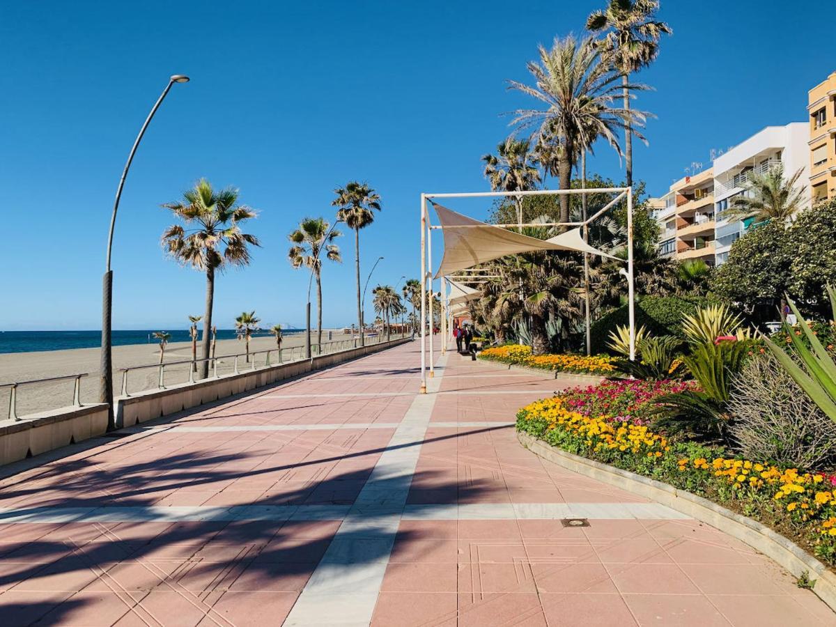 Penthouse Mit Private Dachterrasse Und Blick Auf Das Meer, Berge ,Hafen Estepona Exterior foto